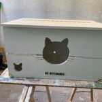 'De Kittenbox' doneerde deze prachtige kattenwerpkist!